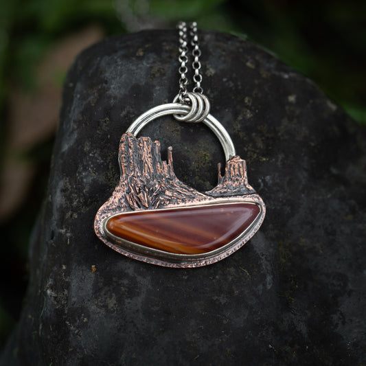 Valley Vista Mounment Valley Necklace