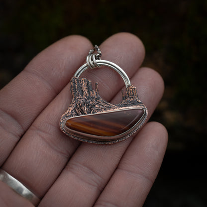 Valley Vista Mounment Valley Necklace